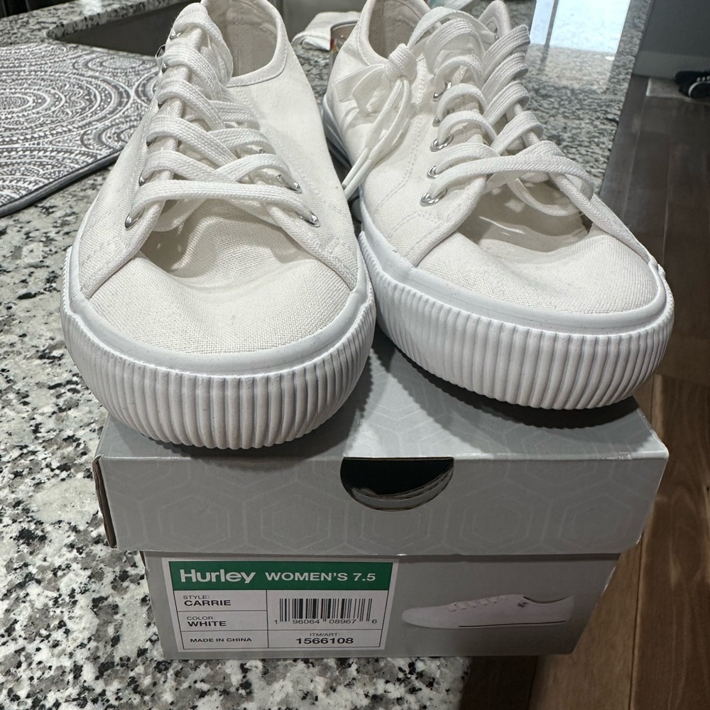 Hurley Women's Classic White Canvas Sneakers